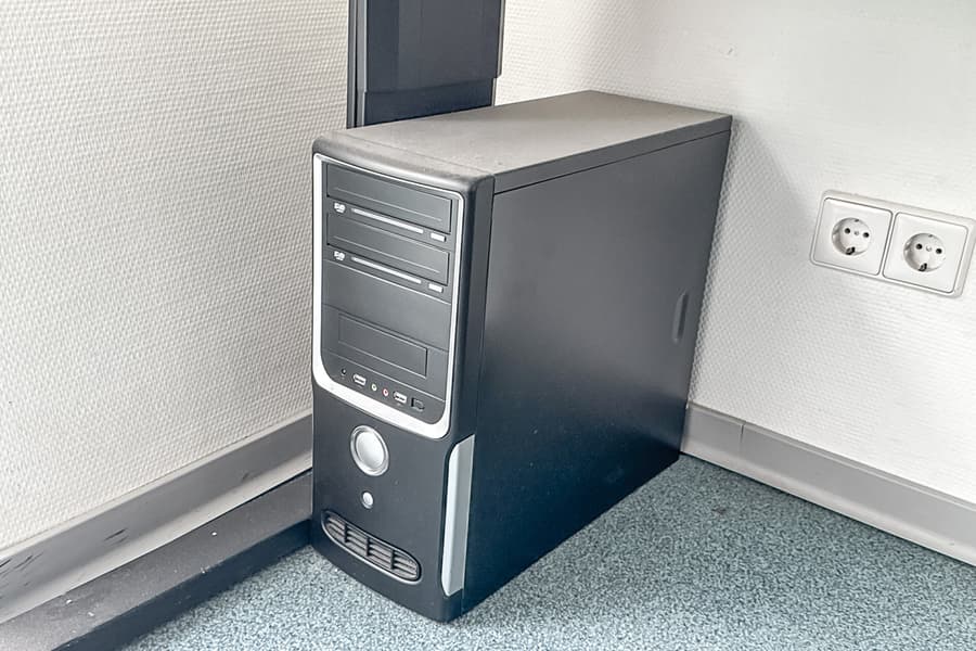 Computer